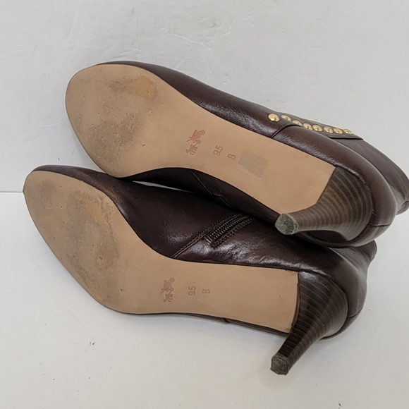 Coach Hickory Ankle Booties in Saddle size 9.5 Brown Heeled Boots Leather Stud - Picture 10 of 14
